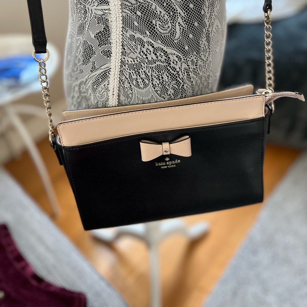 Kate Spade crossbody black and pink with bow
